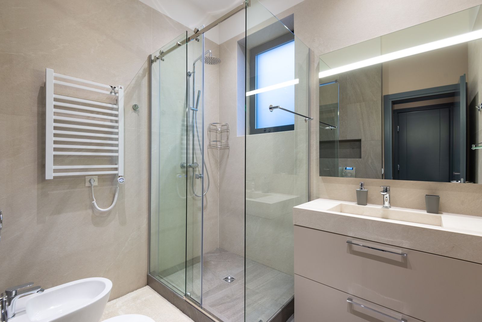 Salle de bain minérale, projet fictif à Vic-le-Comte